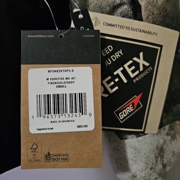 The North Face Corefire Down Jacket in Pine Needle Print M Small - Picture 4 of 12